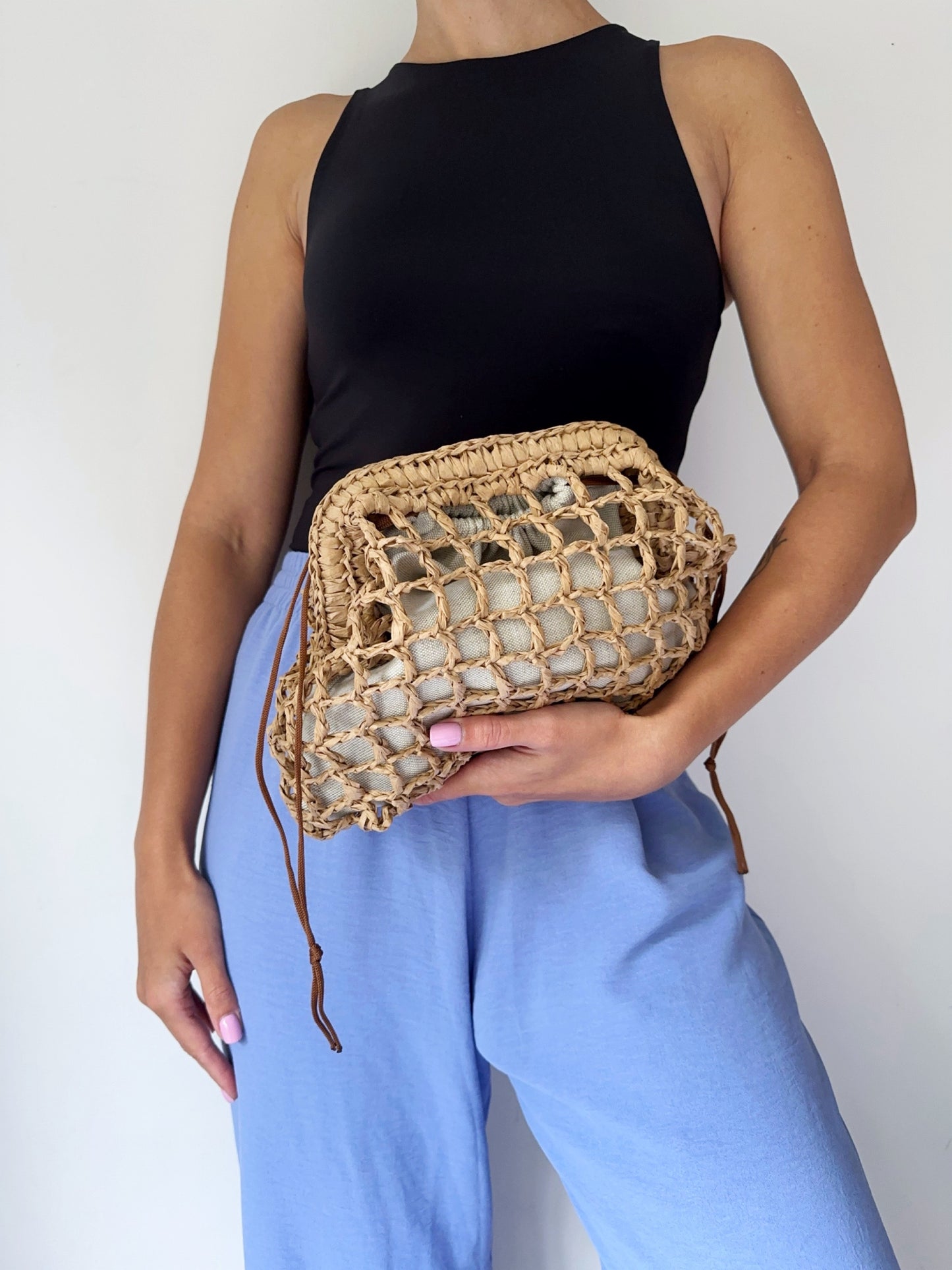 Clutch mesh raffia natural