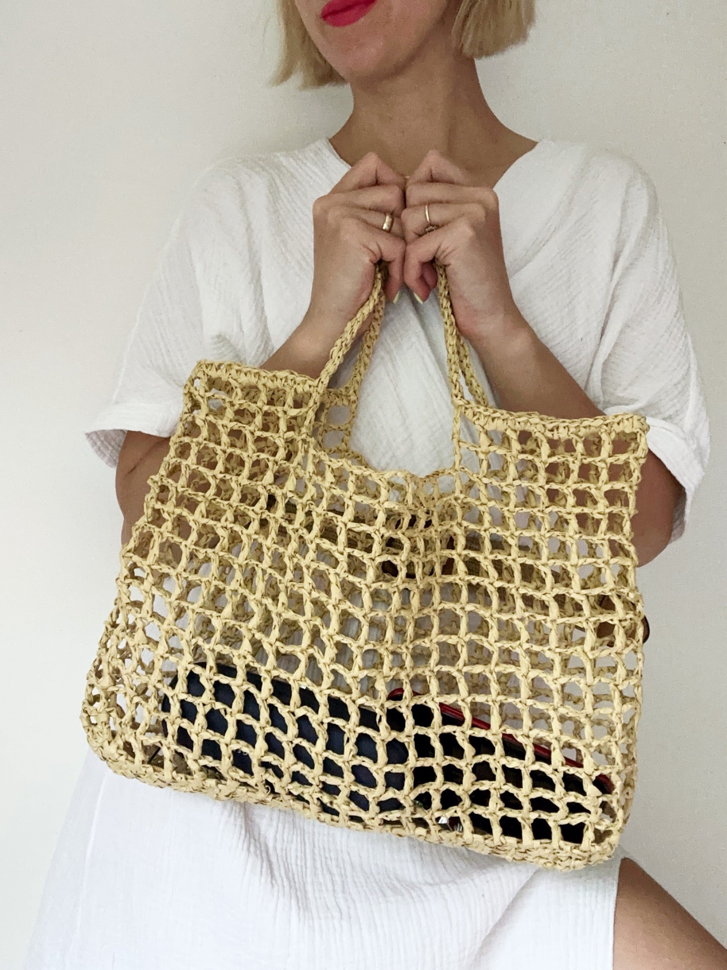 Mesh tote